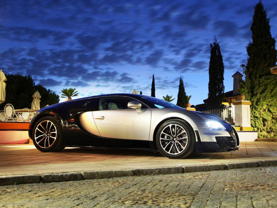  Bugatti Veyron 16.4 Super Sport 2010 года  (фото 97 из 103)